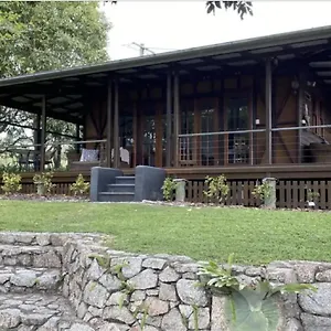 https://magnolia-cottage-relax-breathe-and-reconnect.queenslandhotels.net