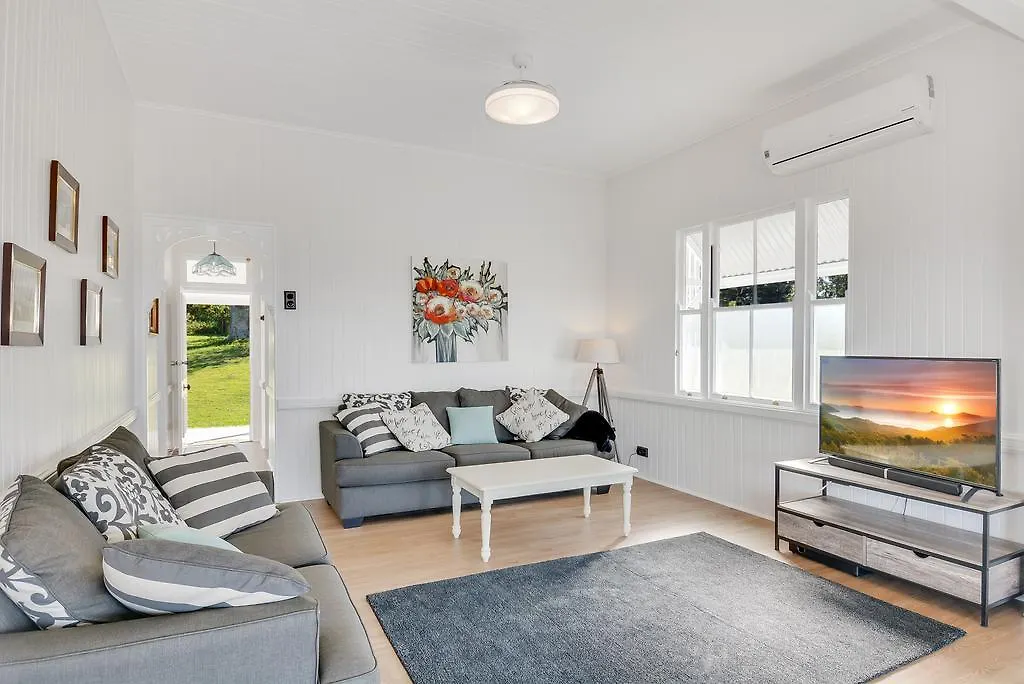 Cloud Hill Villa Maleny Holiday home